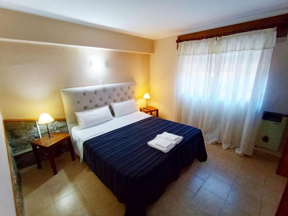Hotel Hosteria Valle Azul à Villa Del Dique Extérieur photo